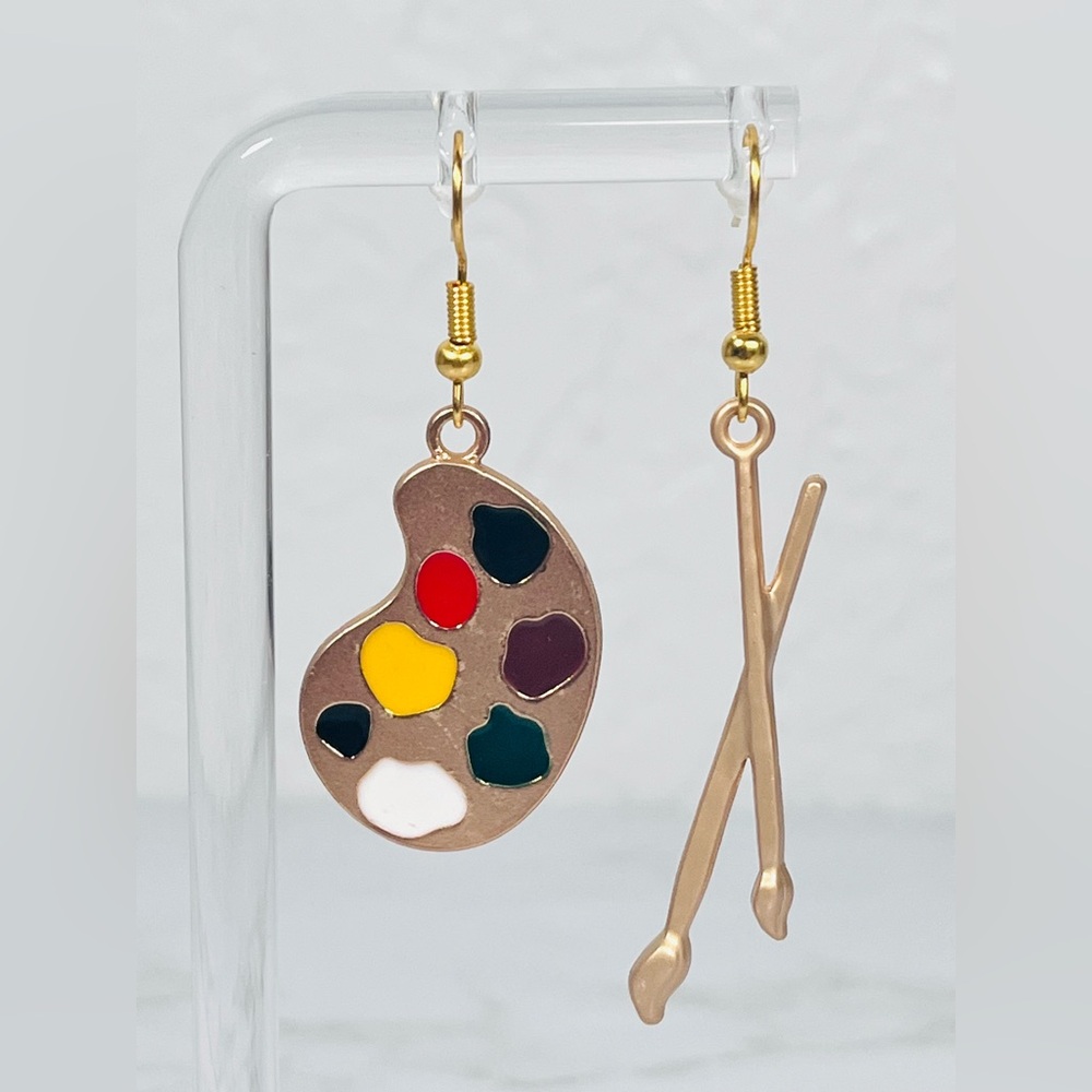 4/$20 Artist Palette & Brush Earrings